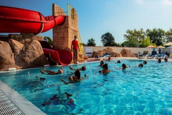 Le Roussillon, Saint Cyprien (Pirineos Orientales)